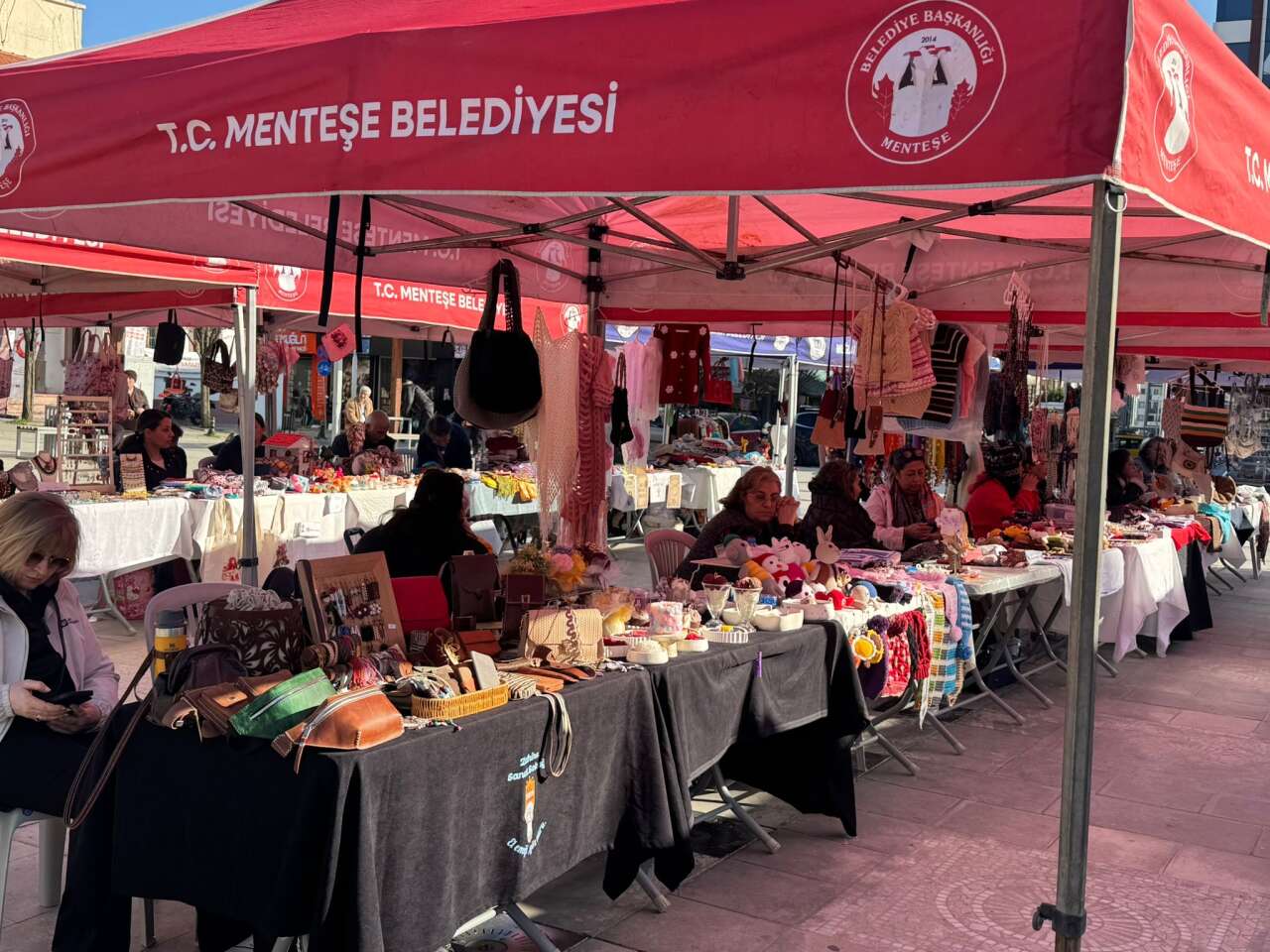 Menteşe Belediyesi’nden Kadın Üreticilere Destek: Kadın Emeği Pazarı Bugün Başladı 5